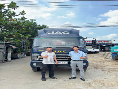 ÂN KHOA AUTO BÀN GIAO THÀNH CÔNG XE TẢI JAC N900 GẮN CẨU UNIC URV554 CHO CÔNG TY QUANG MINH PHÁT