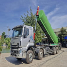 Xe Chenglong H5 Hút Chất Thải 18 Khối