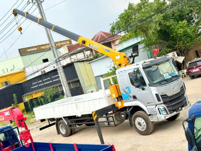 Chenglong M3 200HP gắn cẩu XCMG GSQS125TL-5 5 tấn 5 khúc