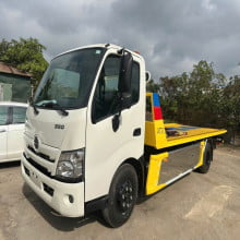 Hino XZU730L Cứu Hộ Sàn Trượt 3 Tấn – Tời RUNVA 15000