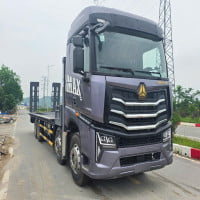 HOWO MAX 4 CHÂN NÂNG ĐẦU CHỞ XE MÁY CHUYÊN DÙNG – 8X4