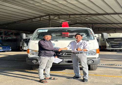 https://dailyxetaichuyendung.vn/image/cache/catalog/hyundai-w11xl-gan-cau-unic-ur-v344-3-tan-4-khuc-1-500x350.jpg