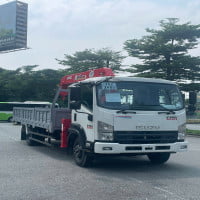 Xe Isuzu FRR90NE4A Gắn Cẩu Unic URV375 (3 Tấn 5 Khúc)