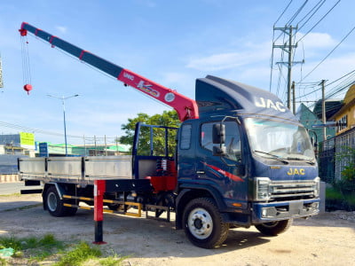 Xe Jac N900 Gắn Cẩu Unic 370 (3 Tấn 3 - 4 - 5 Khúc
