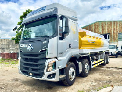 Xe Chenglong H7 Bồn Chở Xăng Dầu 22 Khối