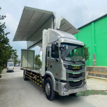 Xe Tải JAC A5 Thùng Kín Mở Cánh Dơi – Giải Pháp Vận Chuyển Hàng Hóa Hiệu Quả, Tiết Kiệm Chi Phí