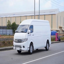Xe Tải Van KIMLONG X9 VAN 945KG: Vũ Khí Sắc Bén Cho Vận Tải Nội Đô 24/7