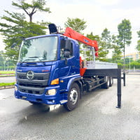 Xe Tải Hino FM8JW8A Gắn Cẩu Kanglim KS2056 – Xe Tải Cẩu 3 Chân 15 Tấn Chính Hãng