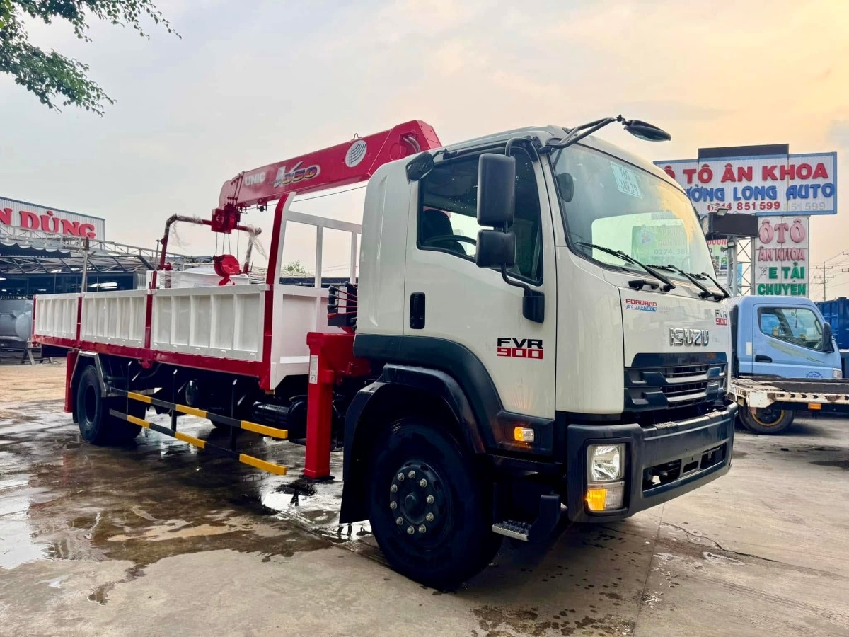 isuzu-fvr900-gan-cau-unic-555-ro-nang-nguoi-6
