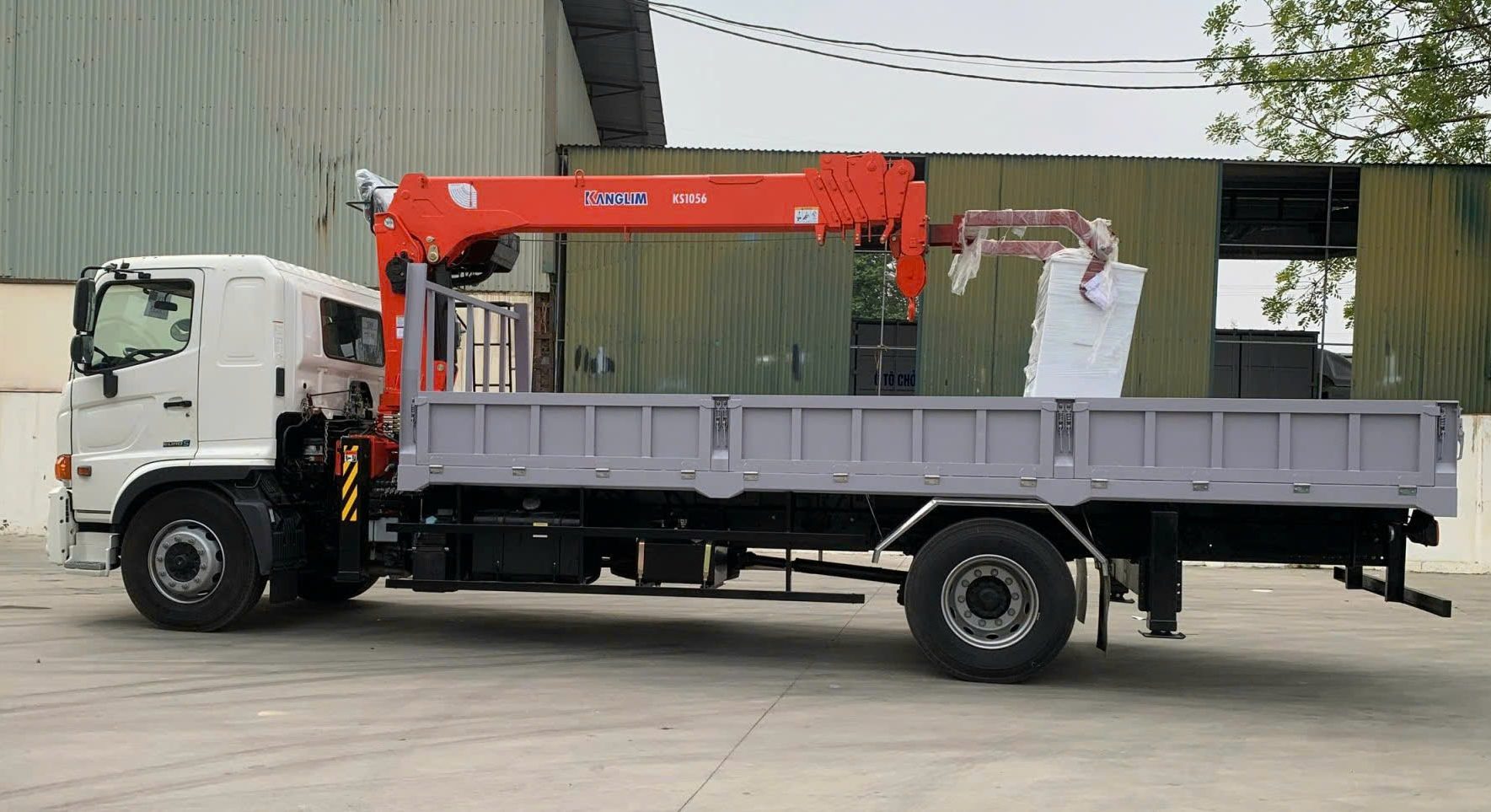 Hino-FG-gan-cau-Kanglim-KS1056-4