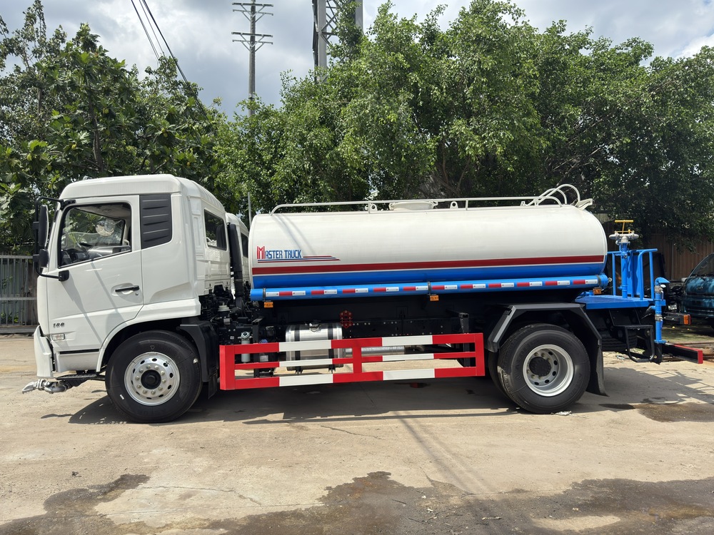 dongfeng-bon-cho-nuoc-8-khoi-2
