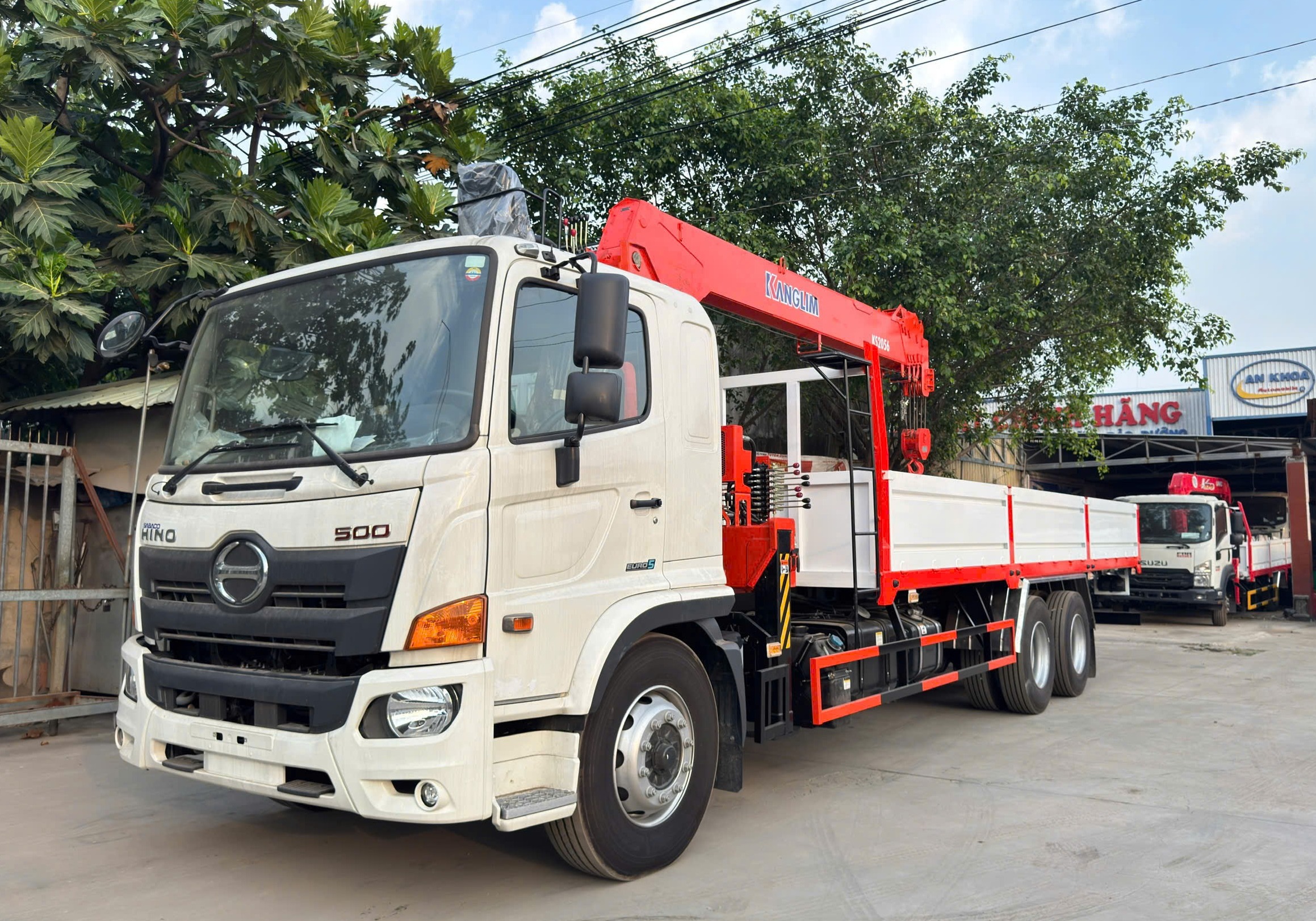 z7582839023173_032_0b52ac70883c2b4dccd713069c455cf5