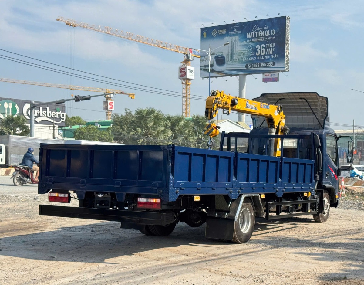 Quy các thùng lửng Jac N350SL gắn cẩu XCMG 3 tấn 4 khúc