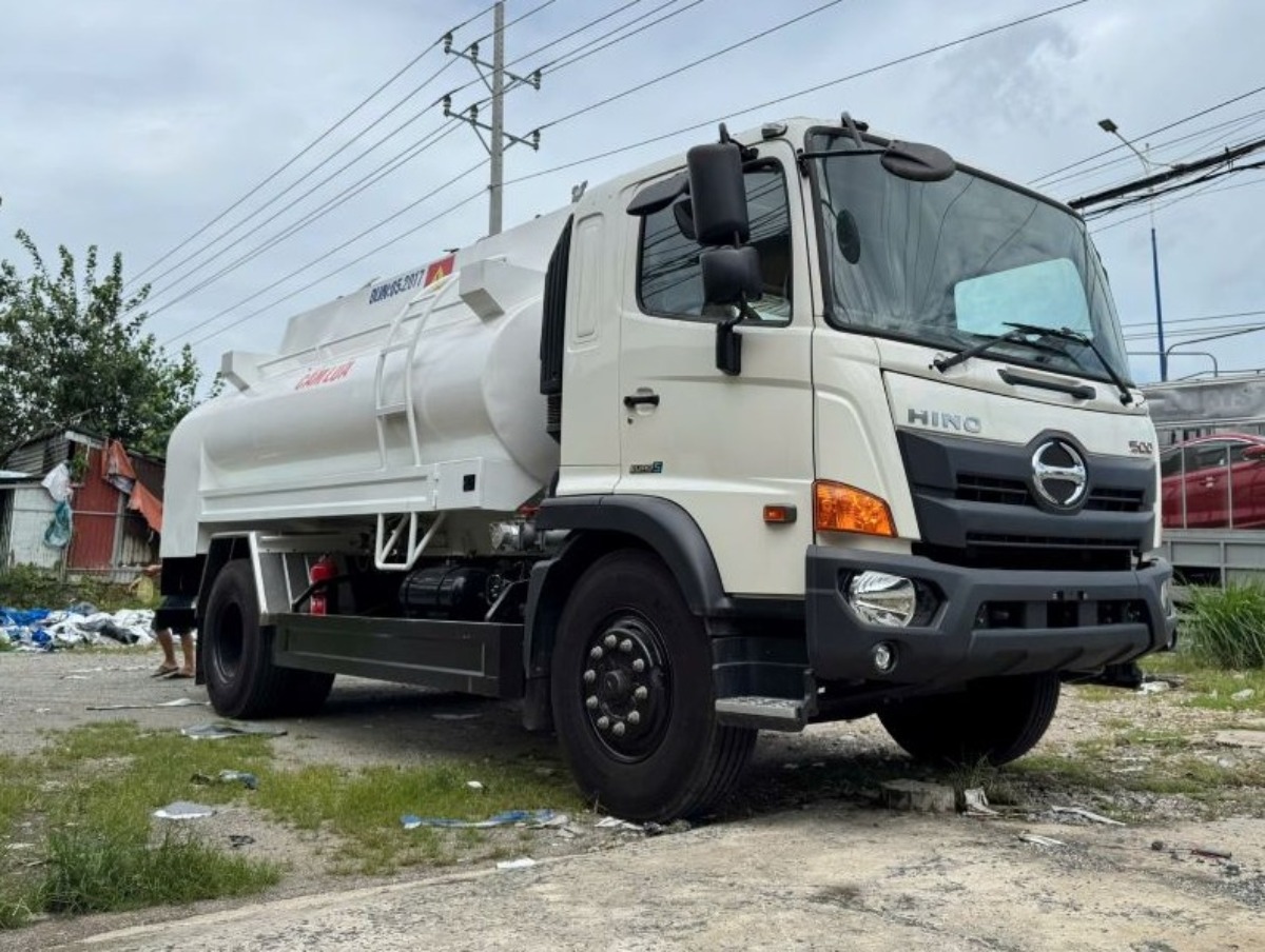 hino-fg-bon-xang-dau-11-khoi