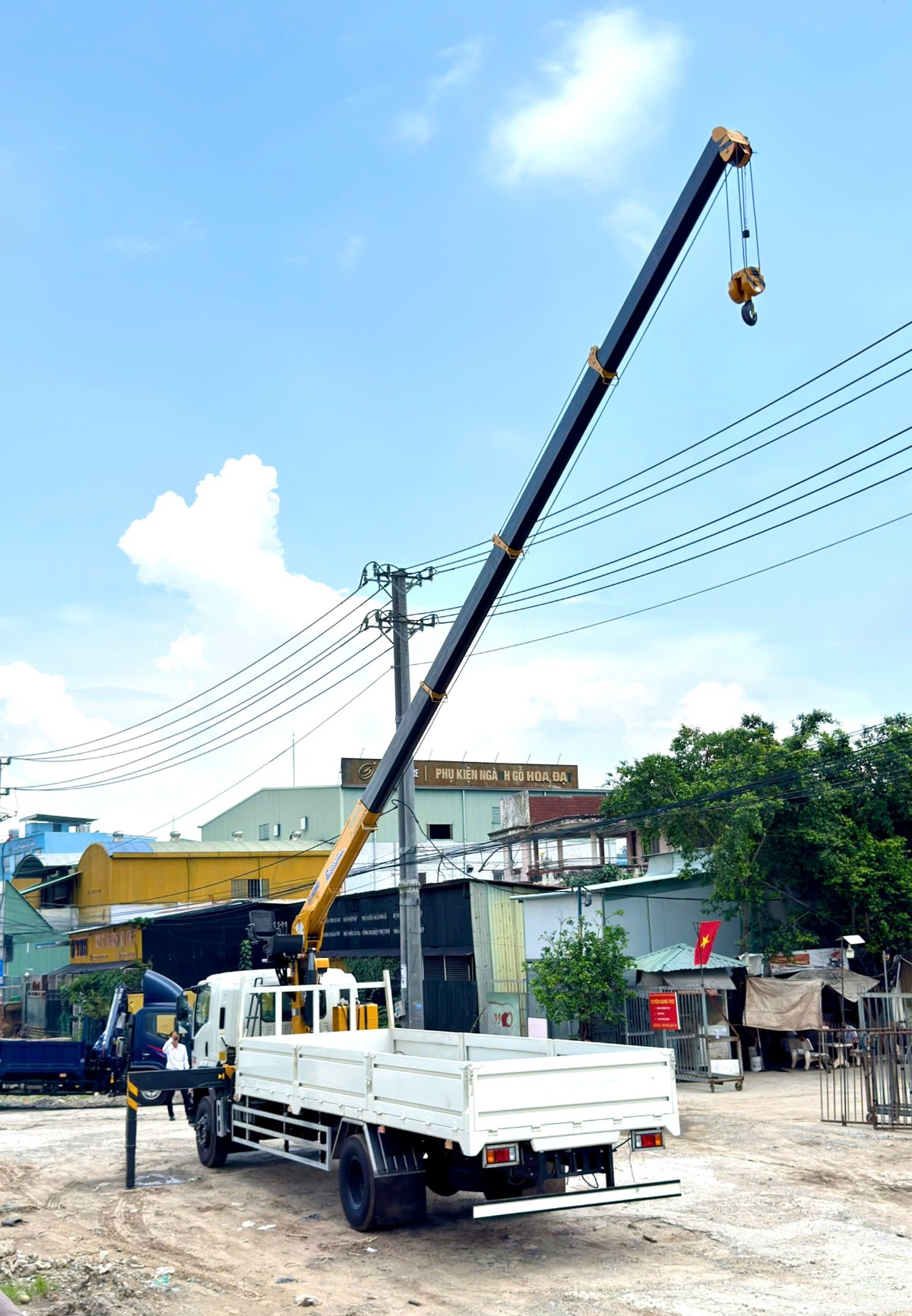 Isuzu FVR900 gắn cẩu XCMG GSQS125TL-5 5 tấn 5 khúc