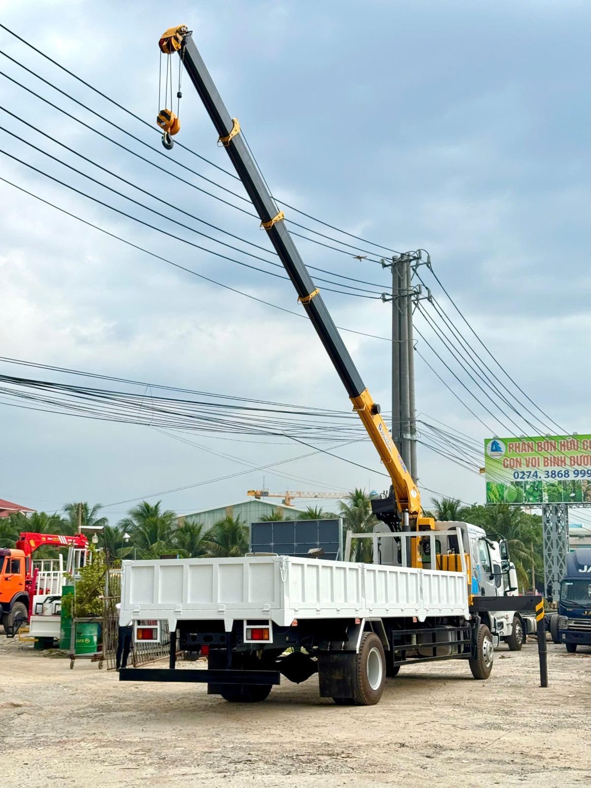 Quy cách thùng Chenglong M3 – Thùng lửng 7 bửng