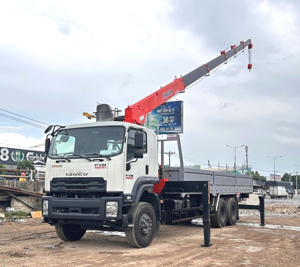 Xe tải ISUZU FVM 1500 gắn cẩu Kanglim KS2056