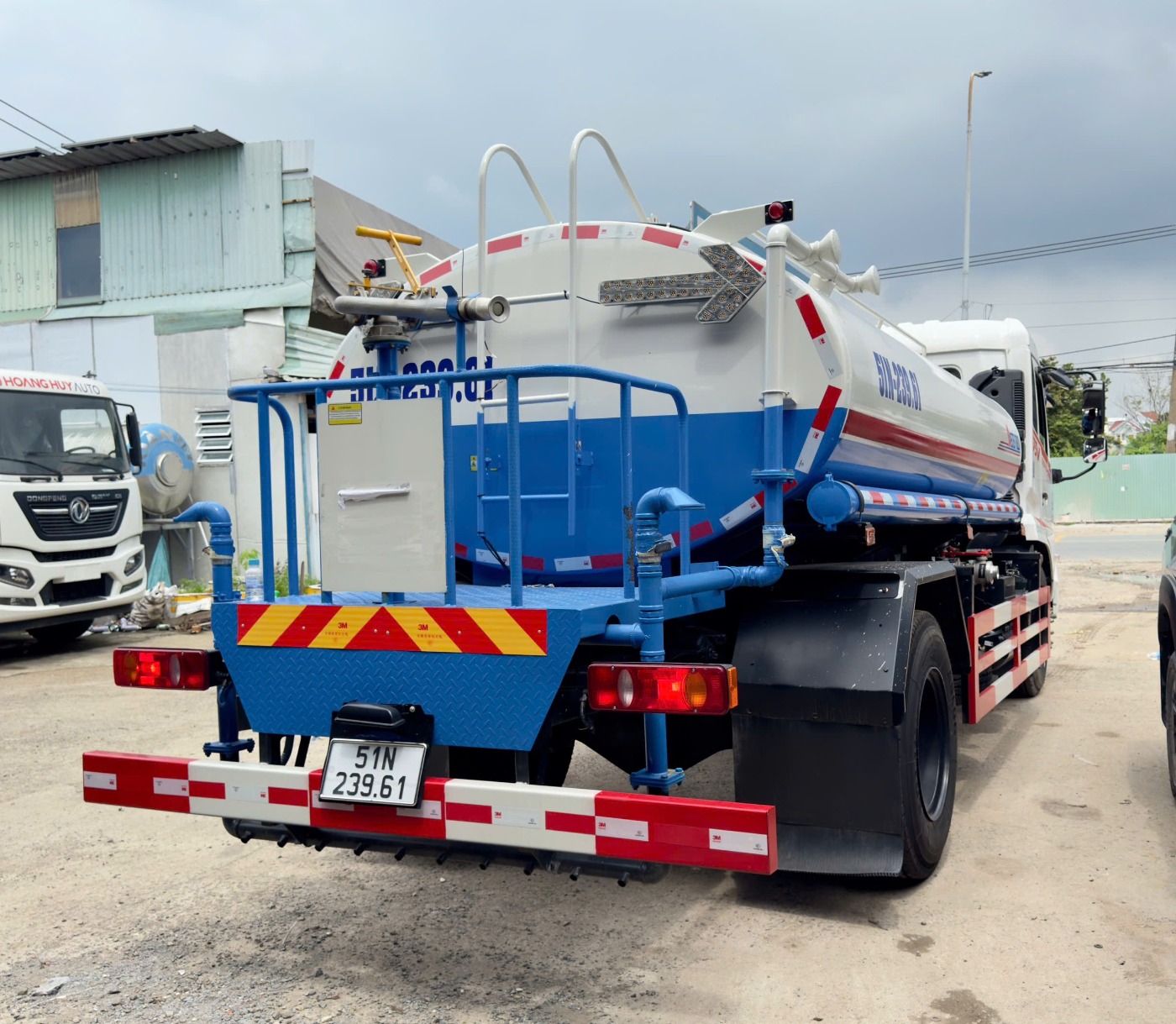 Ân Khoa Auto hân hạnh bàn giao xe Dongfeng bồn phun tưới nước 9 khối đến Công ty CP XL CT CIENCO