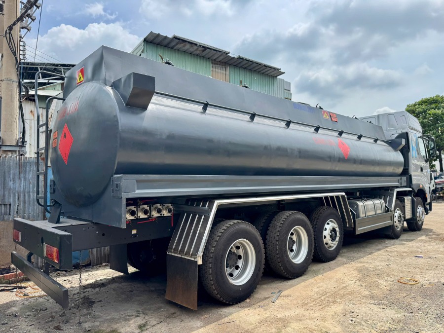Xe bồn xăng dầu 26 khối Chenglong H7