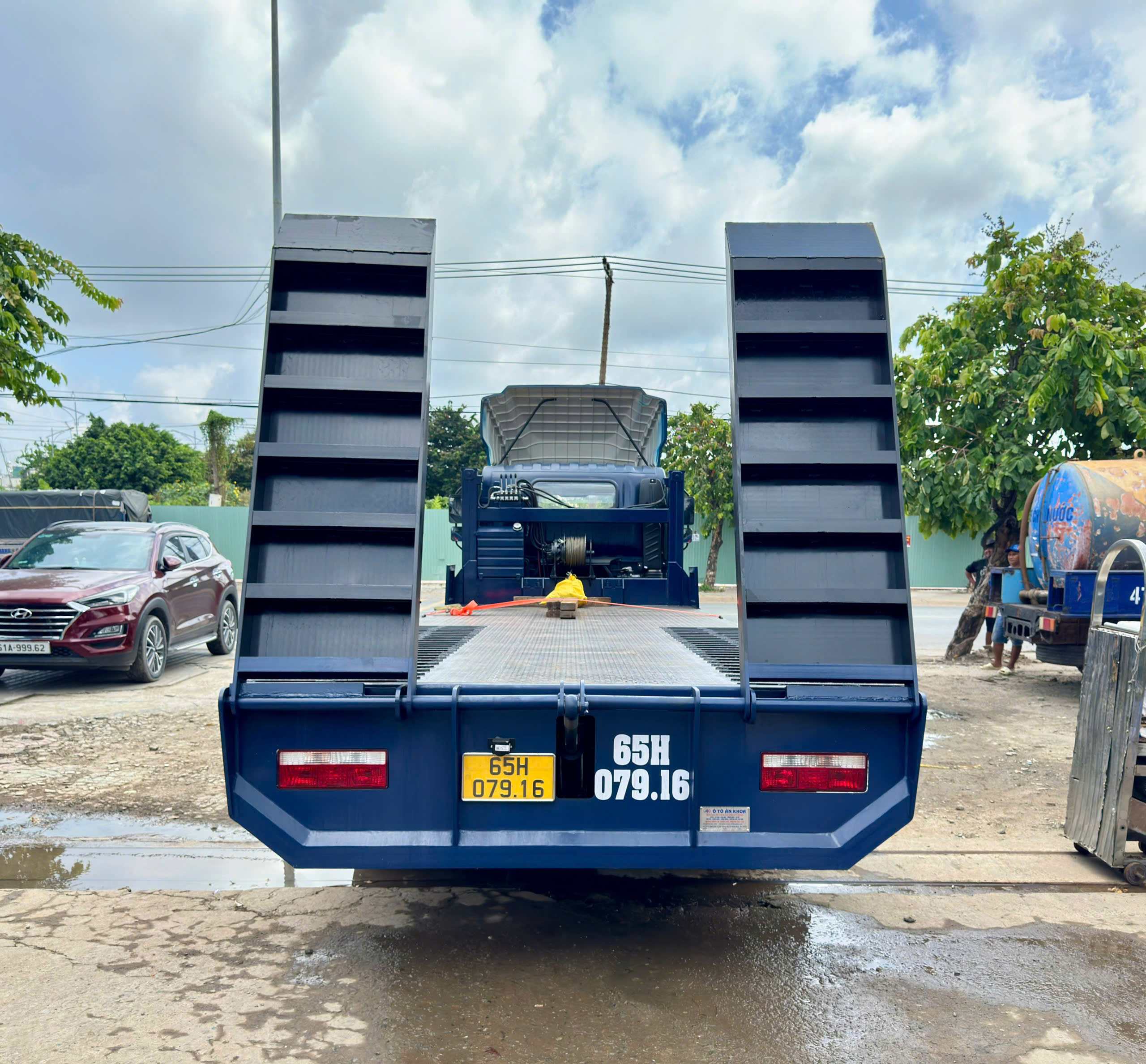 JAC-N900-nang-dau-cho-may-cong-trinh-8-tan-An-Khoa-Auto-3