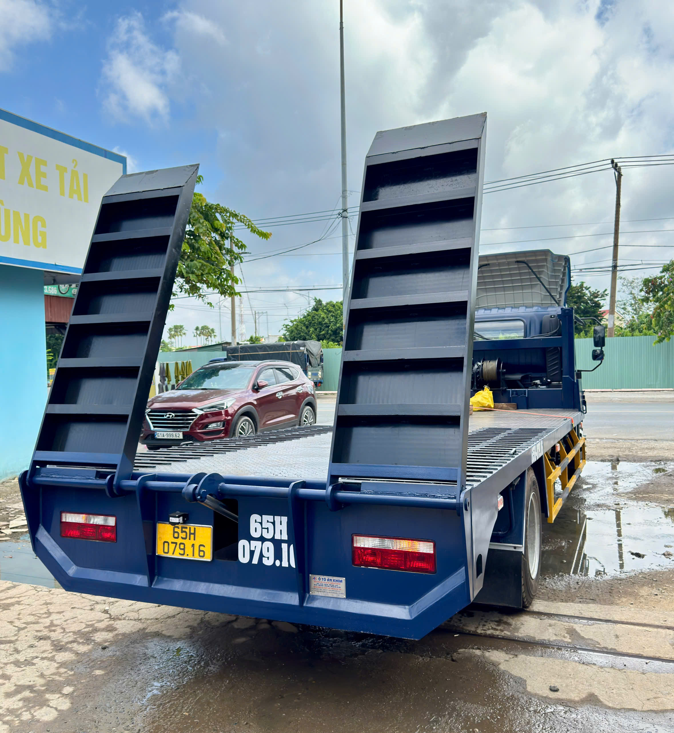 JAC-N900-nang-dau-cho-may-cong-trinh-8-tan-An-Khoa-Auto-4