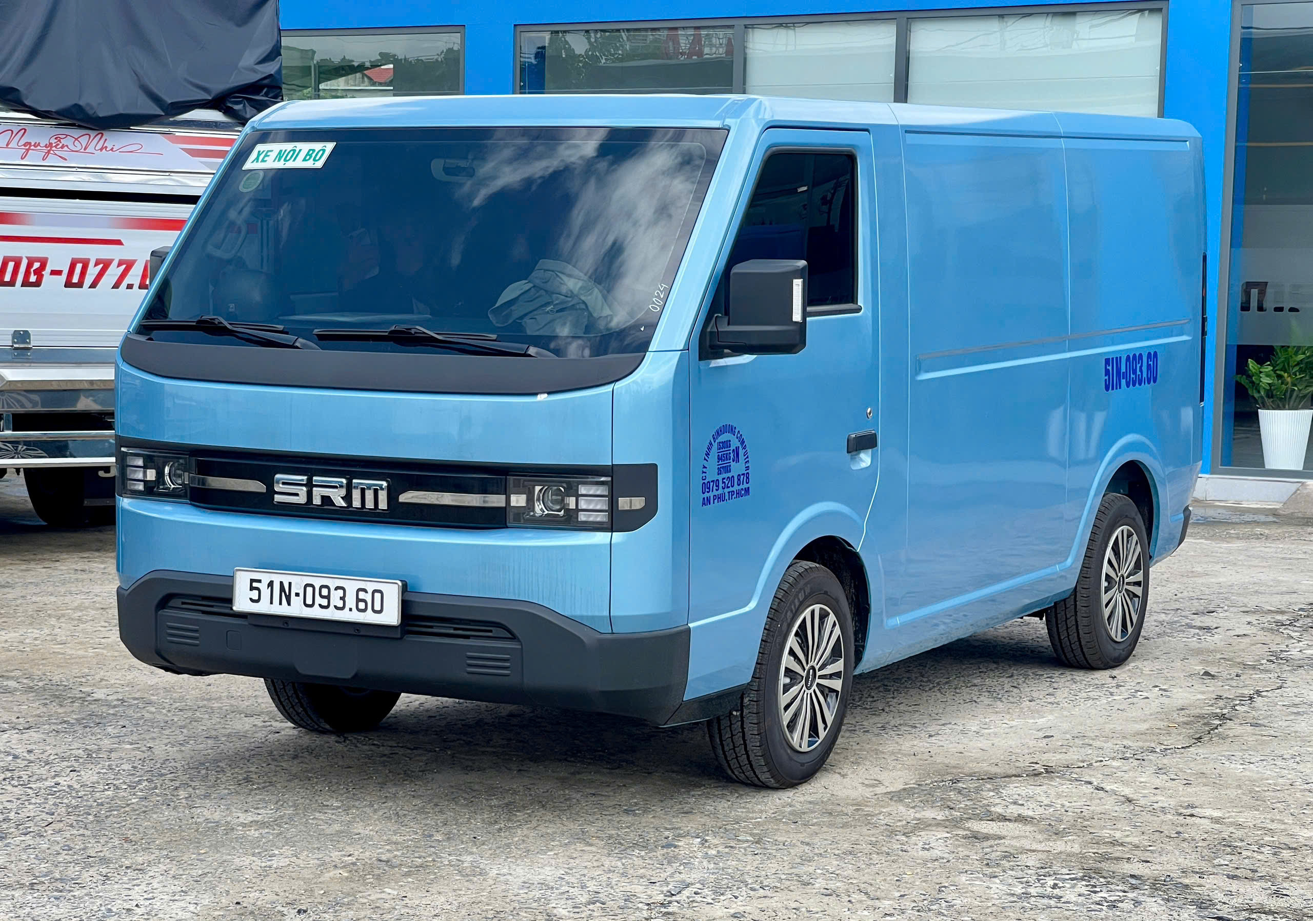ban-giao-xe-srm-e60-binh-duong-computer-8