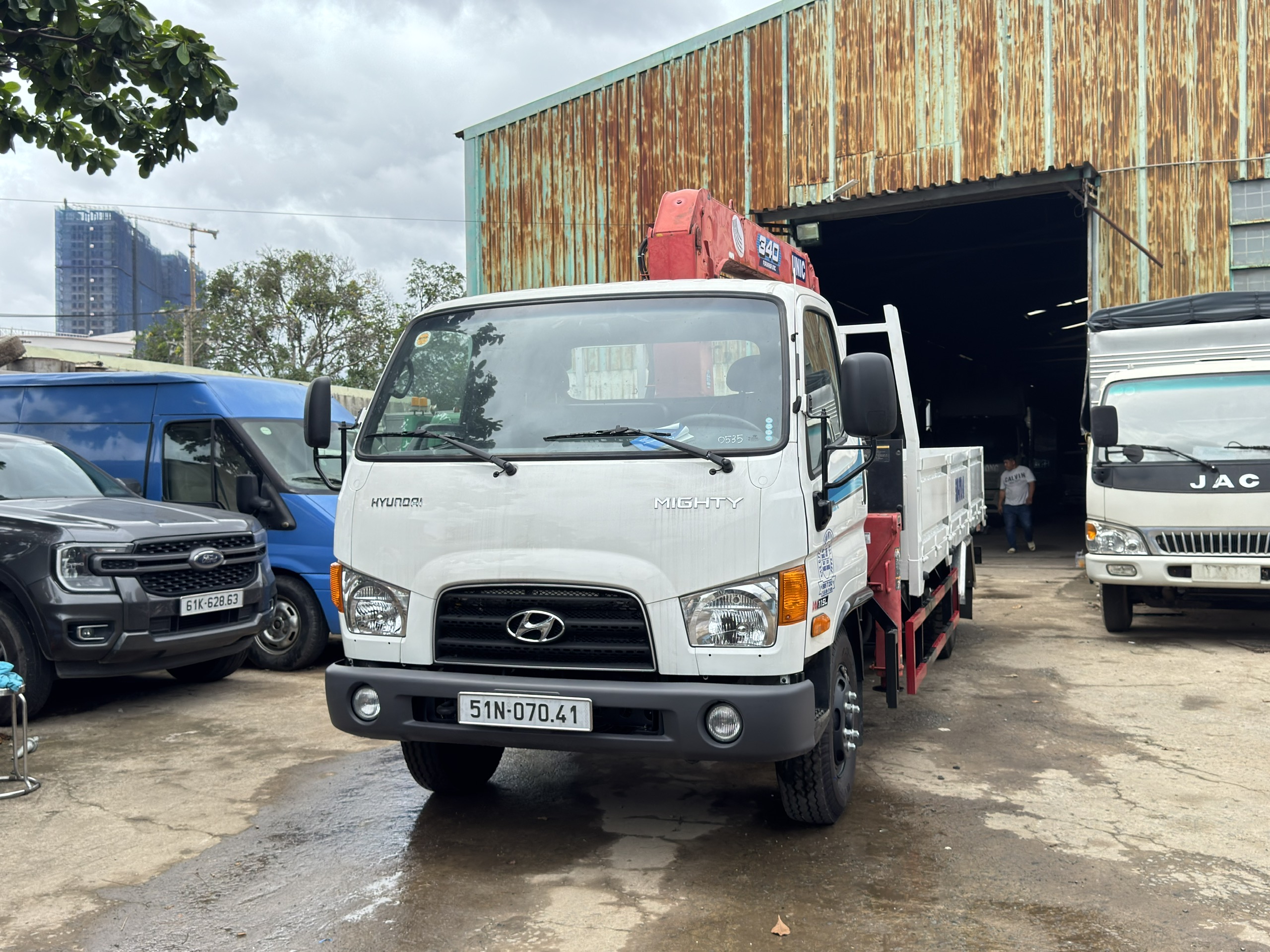 dong-moi-xe-tai-thung-mui-bat-an-khoa-auto.jpg-6