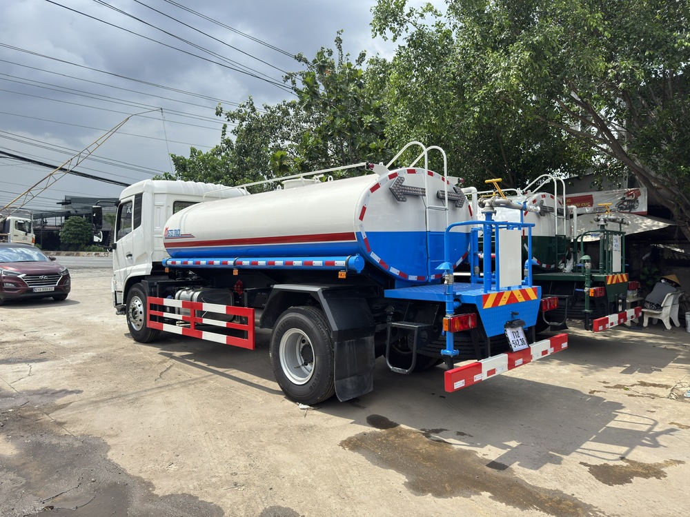 dongfeng-bon-cho-nuoc-8-khoi-4
