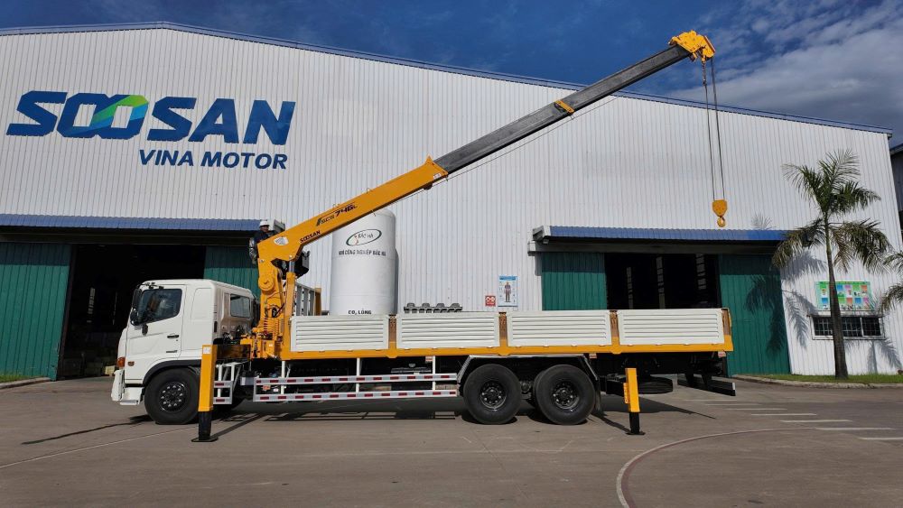 hino-fm-gan-cau-soosan-8-tan-1
