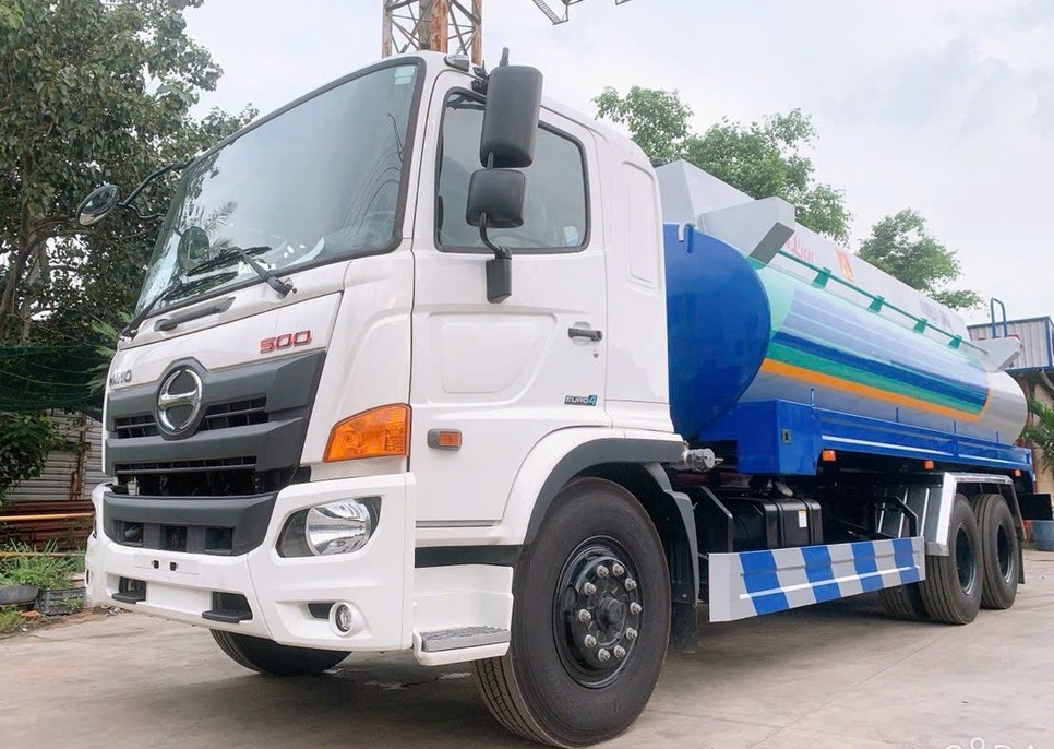 isuzu-fvm-bon-cho-xang-dau-20-khoi-4