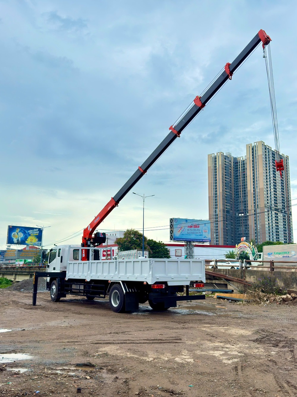 foton-auman-d1821-c160-gan-cau-kanglim-ks1056-17