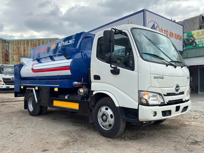 hino-300-bon-cho-xang-dau-6-khoi