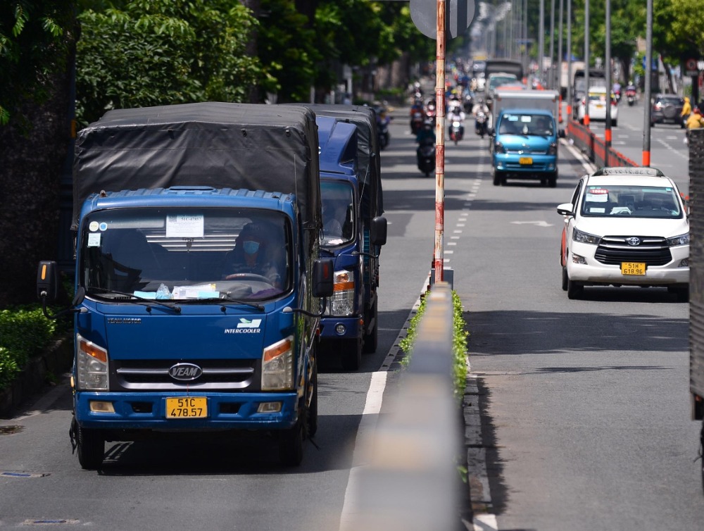 TP.HCM thực hiện hạn chế xe sơ-mi rơ-moóc và ô tô tải từ 1 tấn trở lên 