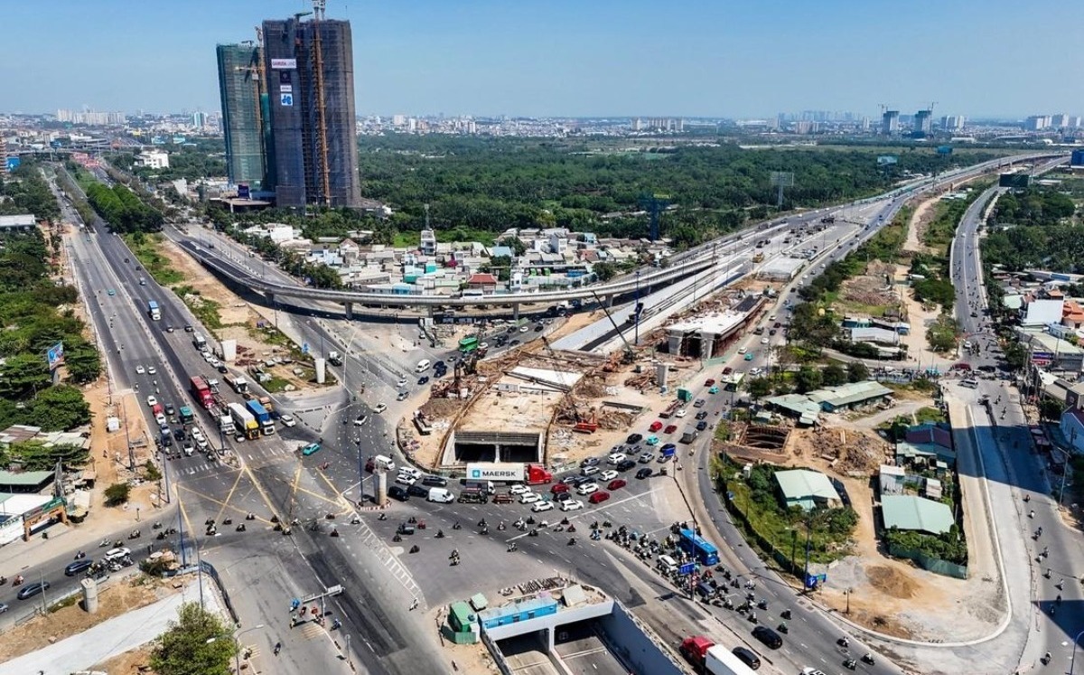Hợp tác quốc tế mở rộng cơ hội phát triển giao thông và logistics