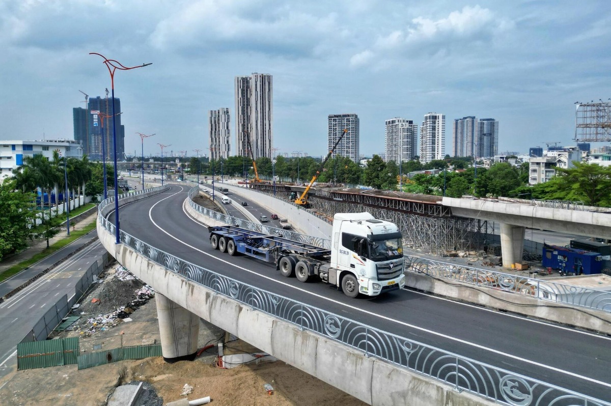 Hạ tầng logistics tiếp tục được chú ý