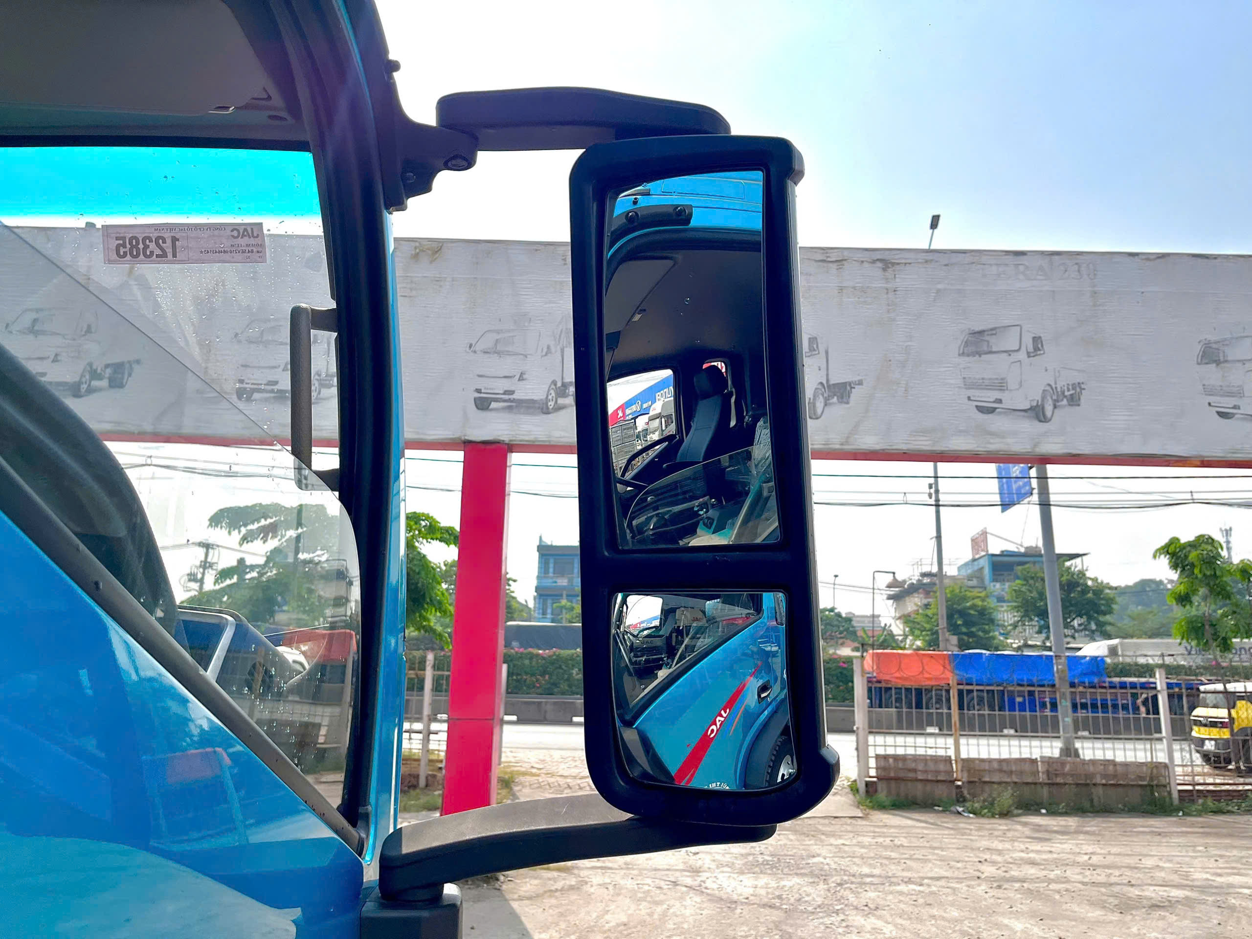 z7636622144456_6fe3693a73fb416f94134093aa59df6e