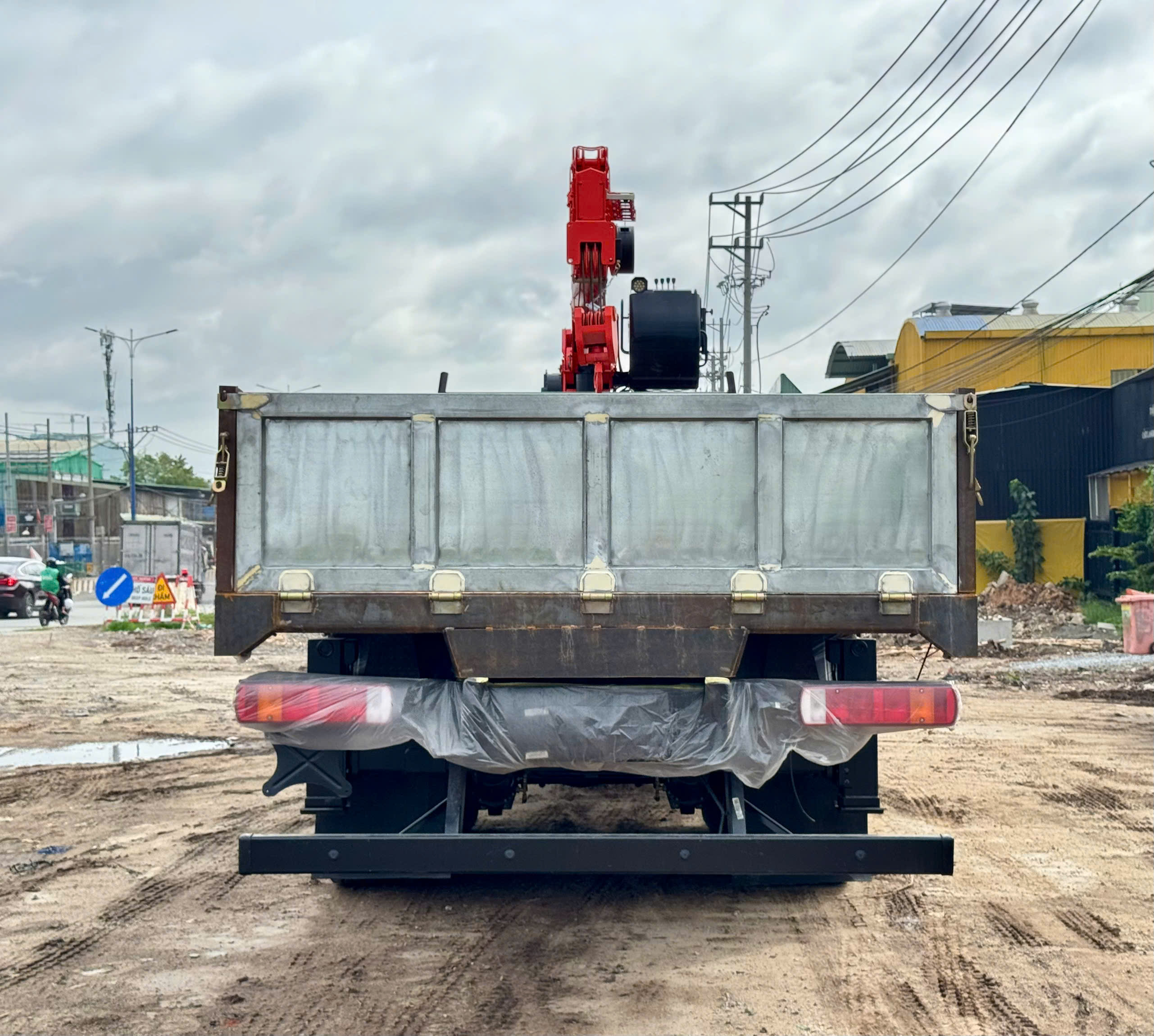 Xe-FOTON-AUMAN-C240-D2527-6x2-gan-cau-KANGLIM-KS1256-7-tan-10