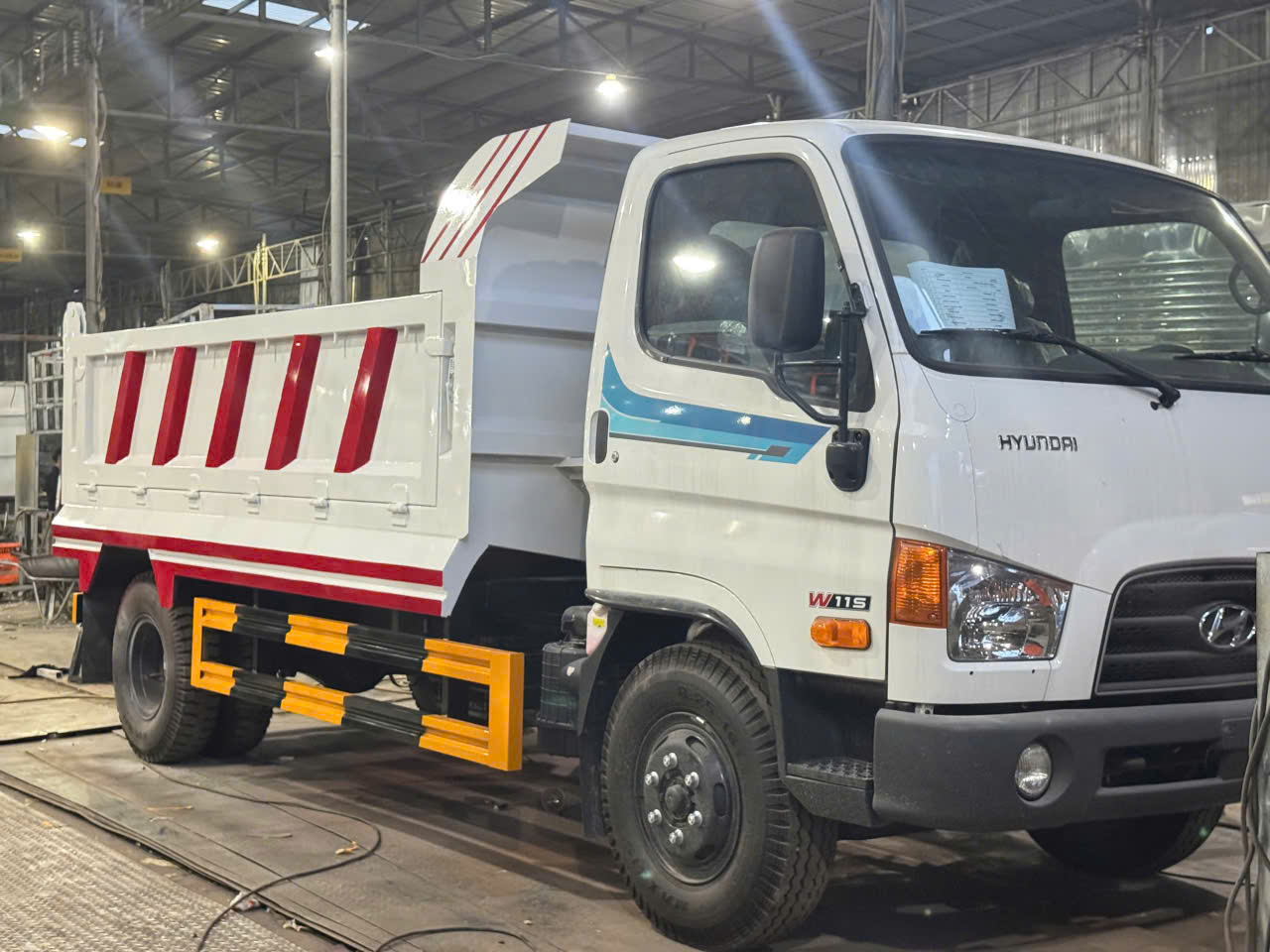 hyundai-mighty-w11s-2026-xe-tai-ben-hyundai-5-khoi-16