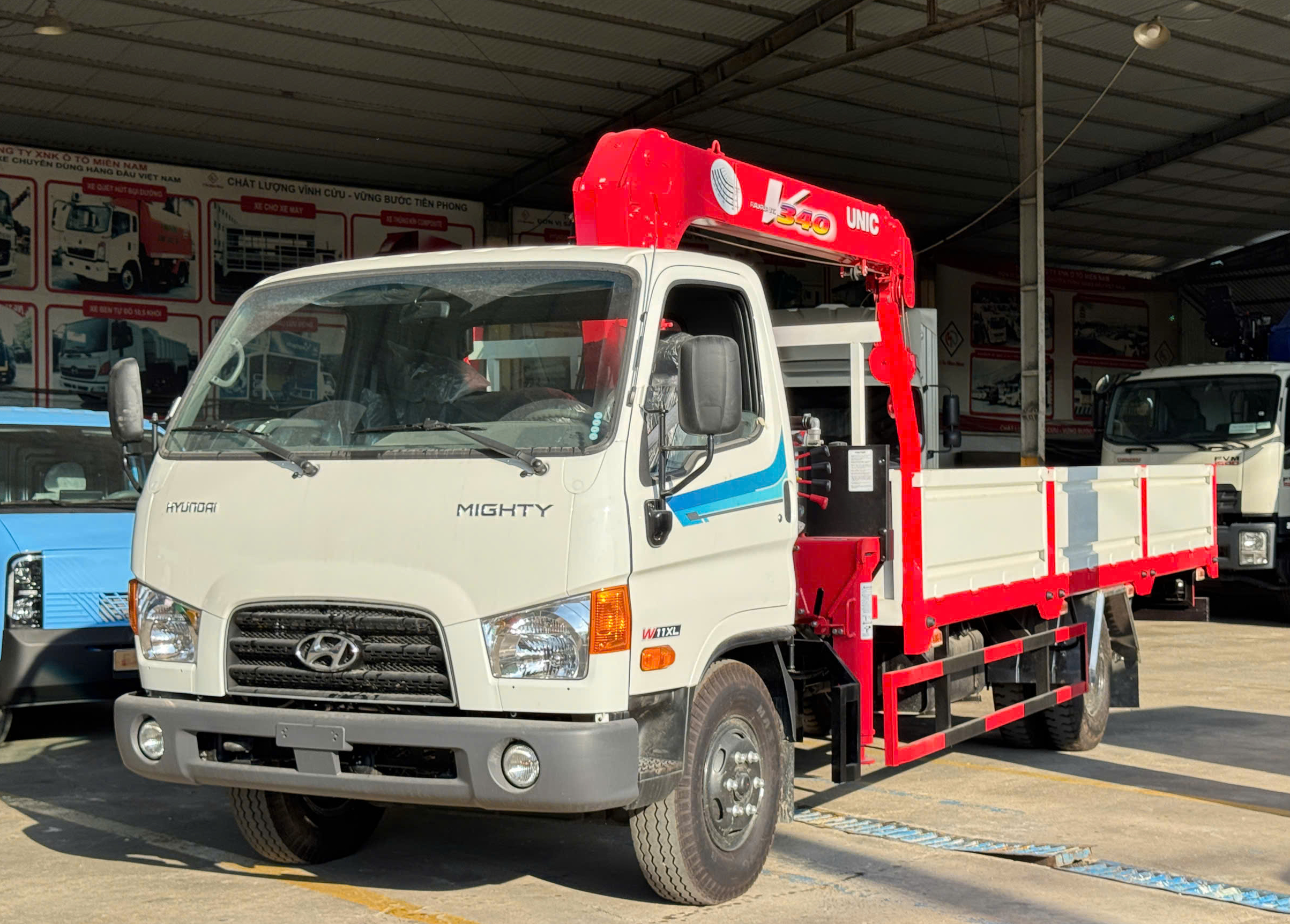 hyundai-w11xl-gan-cau-unic-ur-v344-3-tan-4-khuc-5