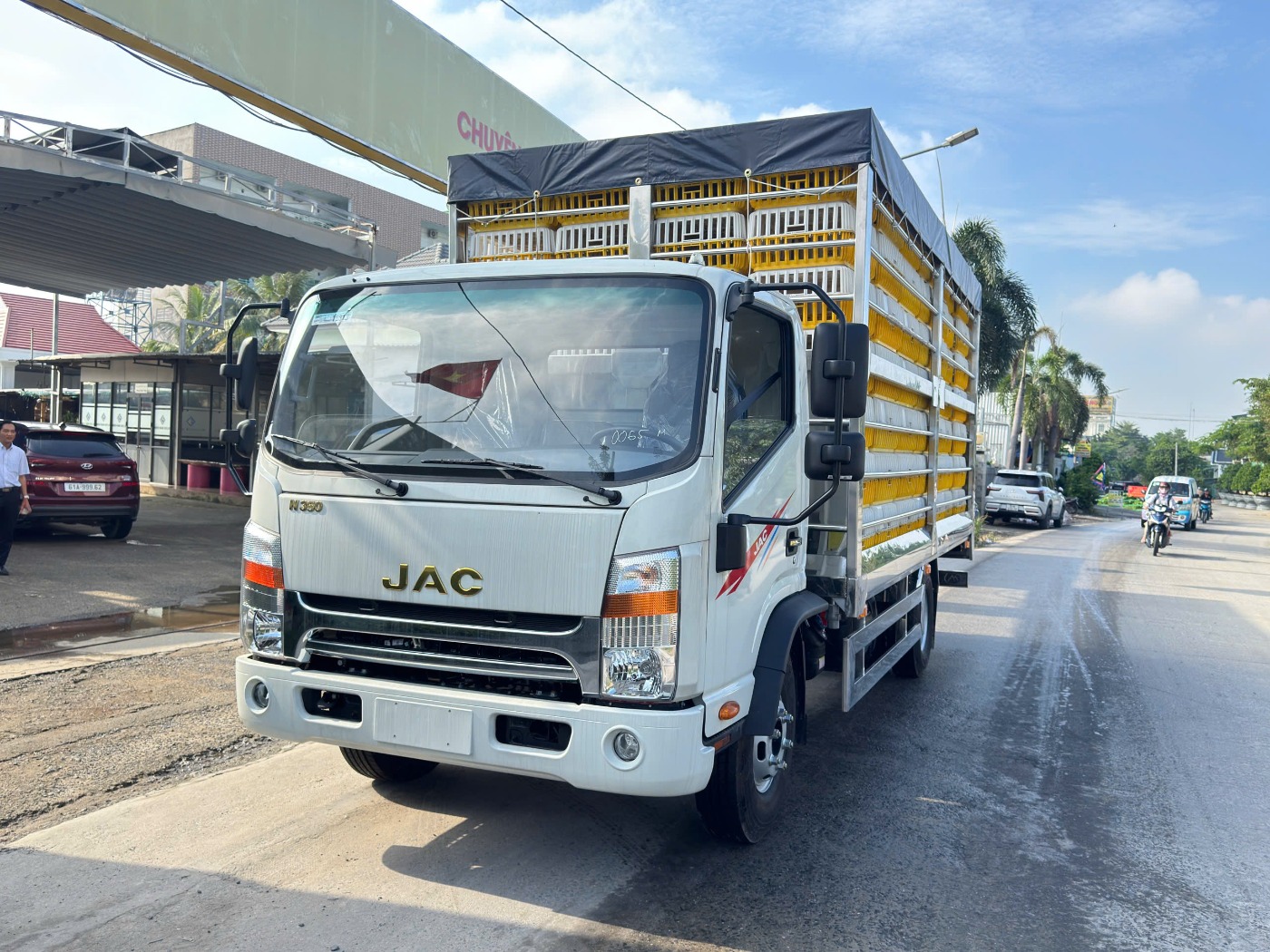 Xe JAC N350 Plus Euro 5 chở gia cầm 224 lồng