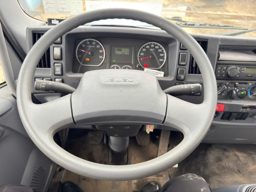 Vô lăng Isuzu FVM bồn chở xăng dầu 20 khối