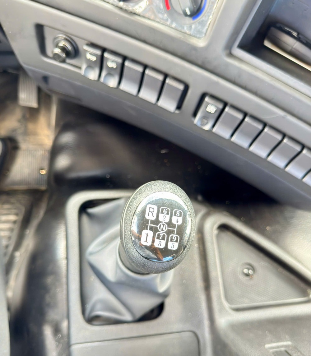 Dongfeng-3-chan-bon-hut-chat-thai-13-khoi-19
