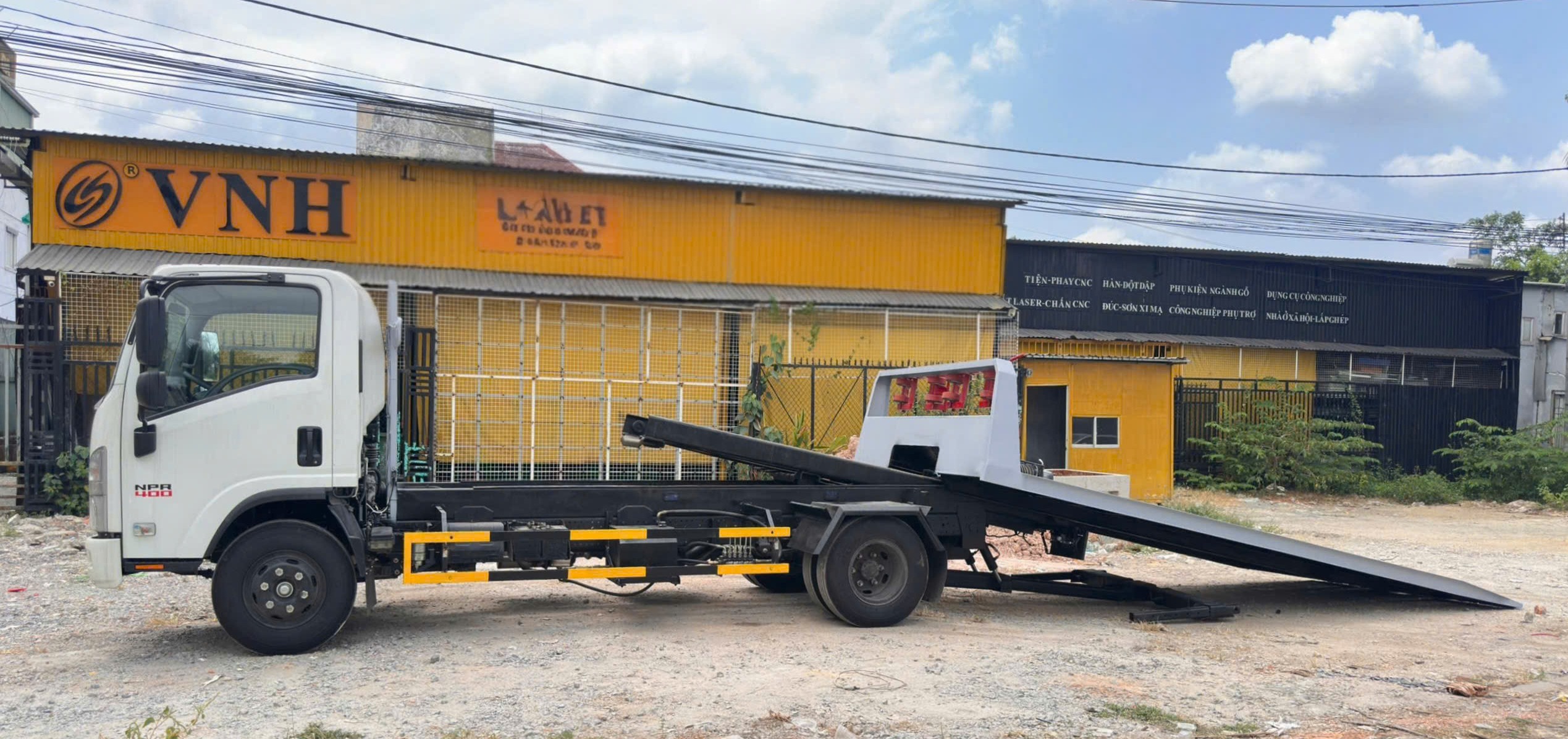 isuzu-npr-cuu-ho-2-chuc-nang-2
