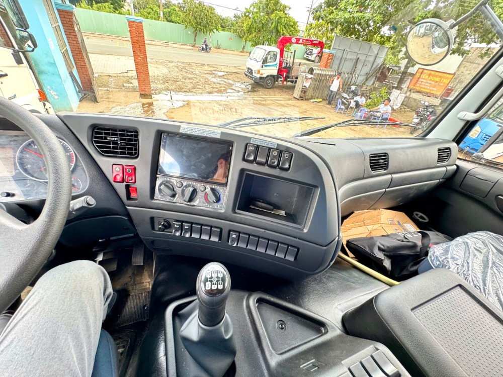 Dongfeng-3-chan-bon-hut-chat-thai-13-khoi-17