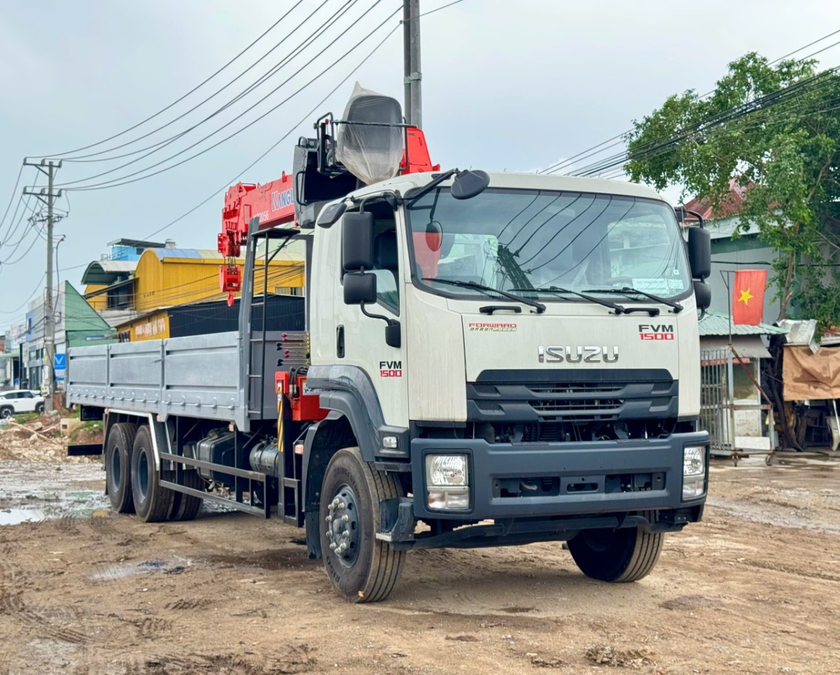 Isuzu FVM 1500 gắn cẩu Kanglim KS2056T/S 8 tấn 6 khúc