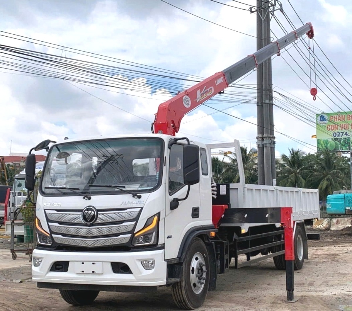 Xe Foton Aumark S90 gắn cẩu Unic URV375K 3 tấn 5 khúc