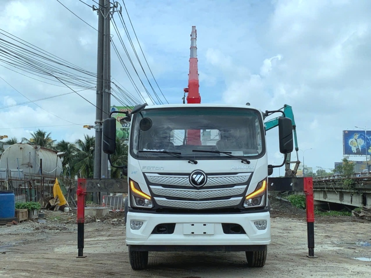 Xe Foton Aumark S90 gắn cẩu Unic URV375K 3 tấn 5 khúc