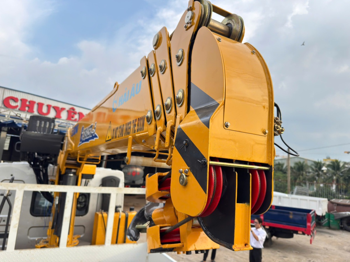 Cẩu XCMG GSQS125TL-5 – 5 tấn 5 khúc