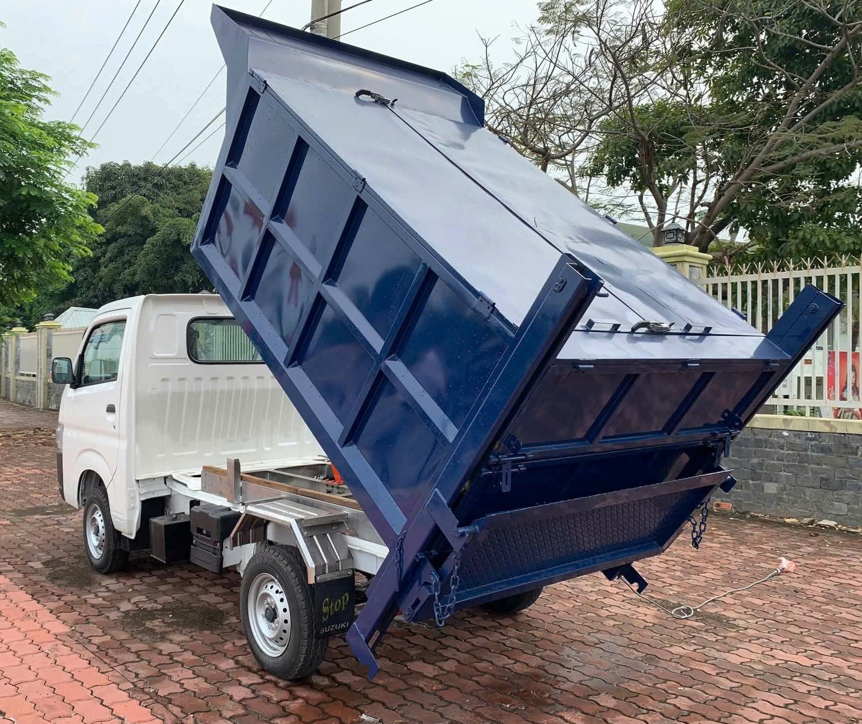 xe-cho-rac-nho-trong-thanh-pho-4-khoi-5-khoi-8-khoi-an-khoa-auto-7