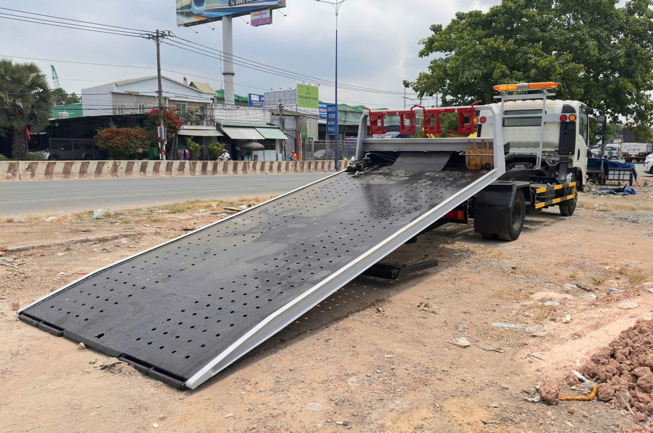 isuzu-npr-cuu-ho-2-chuc-nang-4